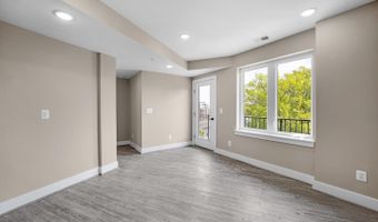 1617 RHODE ISLAND Ave NE 402, Washington, DC 20018