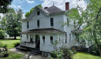 192 Clay St, Alderson, WV 24910