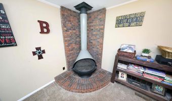 1012 VALLEY CREEK Dr, Anniston, AL 36207