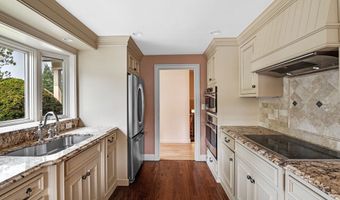 4 Butterworth Rd, Beverly, MA 01915