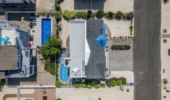 21 W Magnolia Ave, Beach Haven, NJ 08008