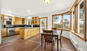 2026 Ashland Mine Rd, Ashland, OR 97520