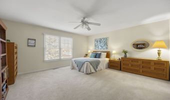 1 N049 Mission Ct, Winfield, IL 60190