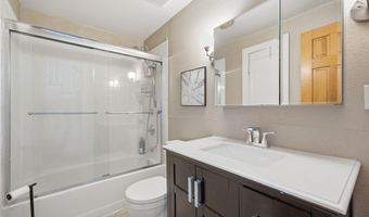 38 Bayside Pl, Amityville, NY 11701