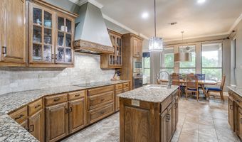 1736 Woodridge Ct, Aledo, TX 76008