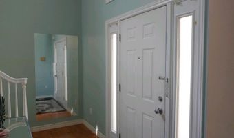 481 Village Oak Ct, Ann Arbor, MI 48103
