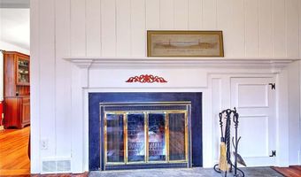 9 KNAPTON St, Barrington, RI 02806