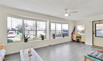 625 Puffin Dr, Barefoot Bay, FL 32976