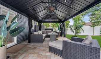 103 Idlewild Ln, Aberdeen, NJ 07747