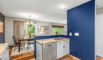 123 Dooley Ct SW, Altoona, IA 50009