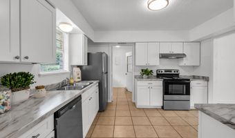 2505 Shady Ln, Biloxi, MS 39531