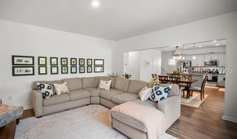 25 Chinquapin St, Beaufort, SC 29906