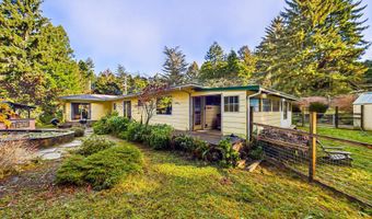 2099 Fickle Hill Rd, Arcata, CA 95521