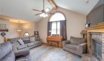 12448 NW Blackwood Dr, Adrian, MO 64720