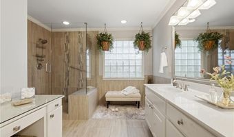 965 Knoll Crest Ct, Alpharetta, GA 30004