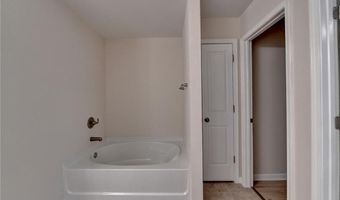 2152 Greencrest Cir, Alpharetta, GA 30004