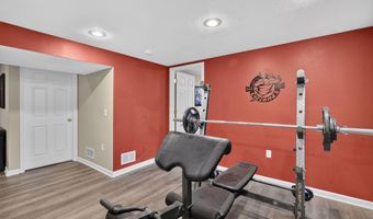 2415 Melrose Ave, Ames, IA 50010