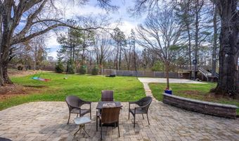 126 Maple St, Appomattox, VA 24522