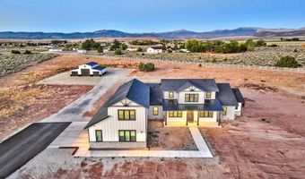 1409 Hunters Point Dr, Gardnerville, NV 89410