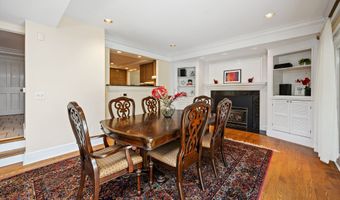 754 Rustic Ln, Cheshire, CT 06410
