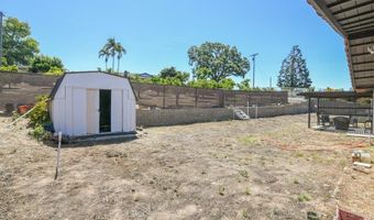 1736 Bellington Ln, Fallbrook, CA 92028