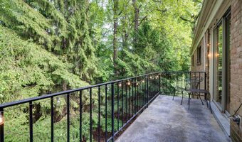 10506 WEYMOUTH St 203, Bethesda, MD 20814