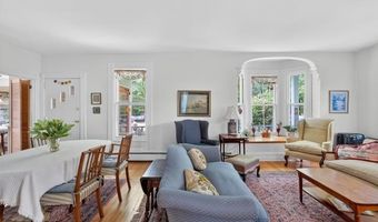 69 Smith Hill Rd, Airmont, NY 10952