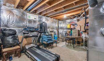 18 Foxmoor Ln, Bayville, NJ 08721
