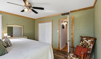 805 N 8th St, Alpine, TX 79830