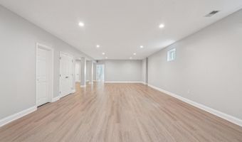 10900 BELLS RIDGE Dr, Potomac, MD 20854
