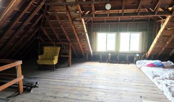 334 17th St, Ackley, IA 50601