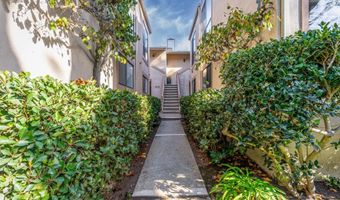 579 S Sierra Ave 17, Solana Beach, CA 92075
