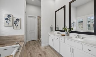 14971 Oak St, Addison, TX 75001