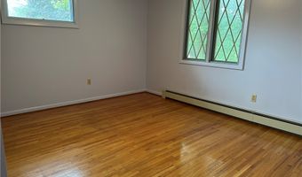 150 Jeffrey Dr, Amherst, NY 14228