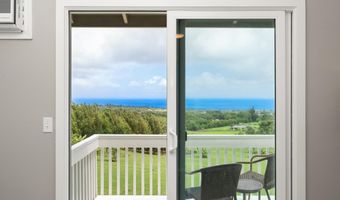 820 W Kuiaha Rd A, Haiku, HI 96708