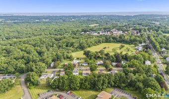 12 Homestead Pl, Branford, CT 06405
