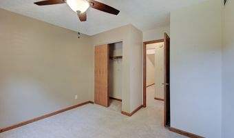 8459 Seattle Slew Ln, Indianapolis, IN 46217