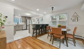 122 Thompson St, Boston, MA 02136
