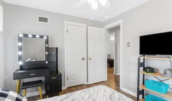 9513 Sequoia Ct, Affton, MO 63123