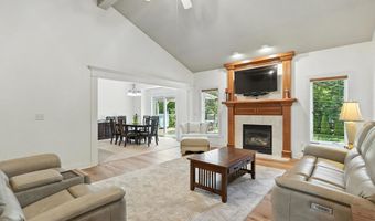 1208 Phaeton Way, Auburn, IN 46706