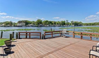 1640 JUNO Trl 205A, Astor, FL 32102
