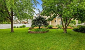 1214 Sandalwood Ct SW, Altoona, IA 50009