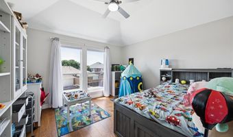 6321 Fall River Dr, The Colony, TX 75056