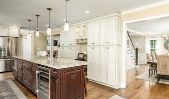 78 Deer Run Dr, Colchester, CT 06415