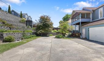 436 E 3rd St A, Alton, IL 62002