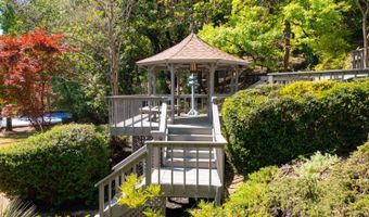 1275 Summit Lake Dr, Angwin, CA 94508