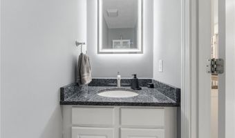 130 Village Hill Ln, North Kingstown, RI 02852