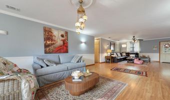 600 Vine Cir, Bay St. Louis, MS 39520