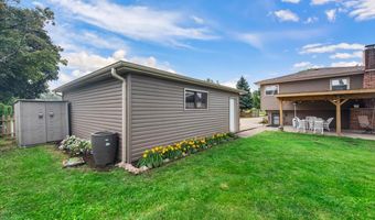 1832 W Woodland Ave, Addison, IL 60101