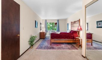 3182 JUSTIN Ct 5, Appleton, WI 54914